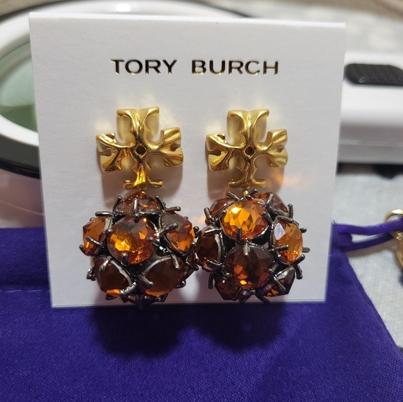 **** SOLD **** Tory Burch Roxanne Small Drop Earrings - Picture 5 of 8
